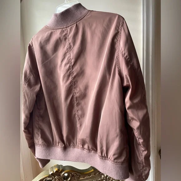 ‼️Coming Soon‼️ Mauve Jacket - Picture 2 of 8